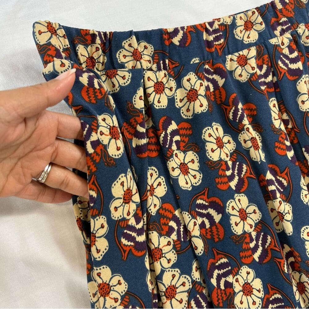 Cottagecore Bohemian Women's 3XL Navy Floral Skirt w Pockets Stretch Poetcore - Picture 7 of 7